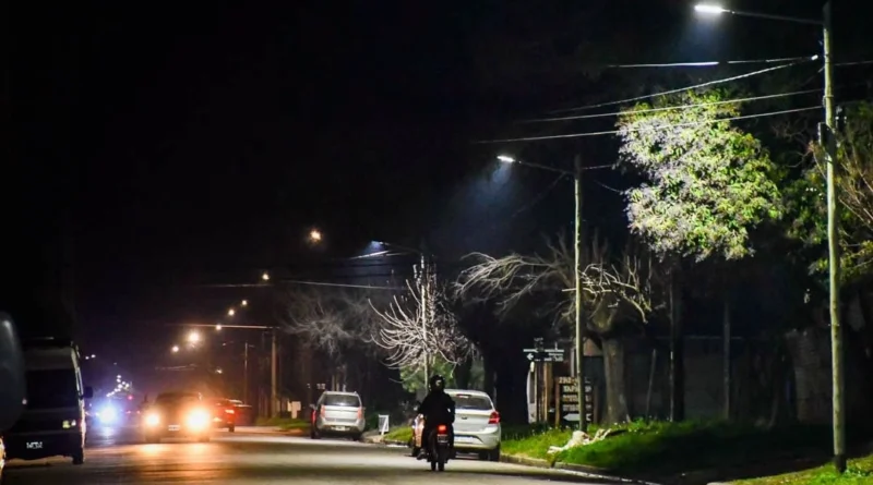 Pueblo Nuevo ya cuenta con nuevas luminarias LED y el plan seguirá en otros barrios