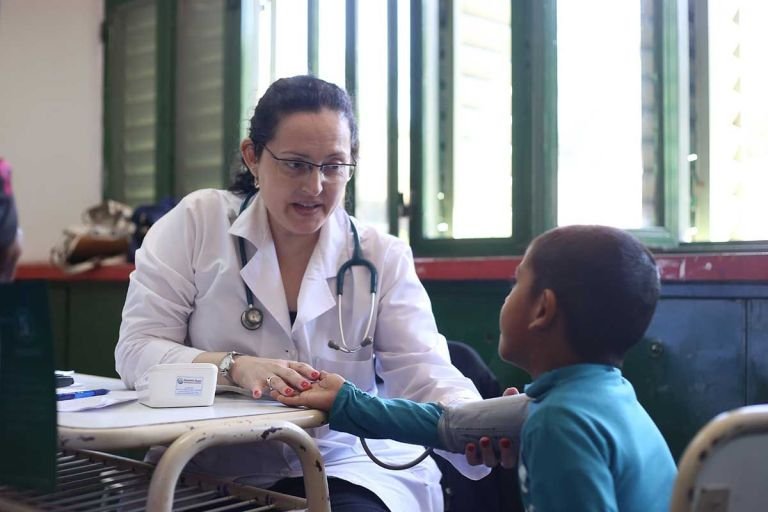 Reclaman incorporar un Médico Orientador al sistema educativo de Bragado